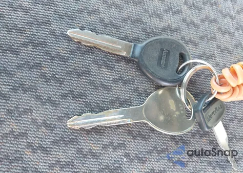 2000 Chrysler Voyager z USA, uszkodzony, nr VIN 2C4GJ253XYR684132